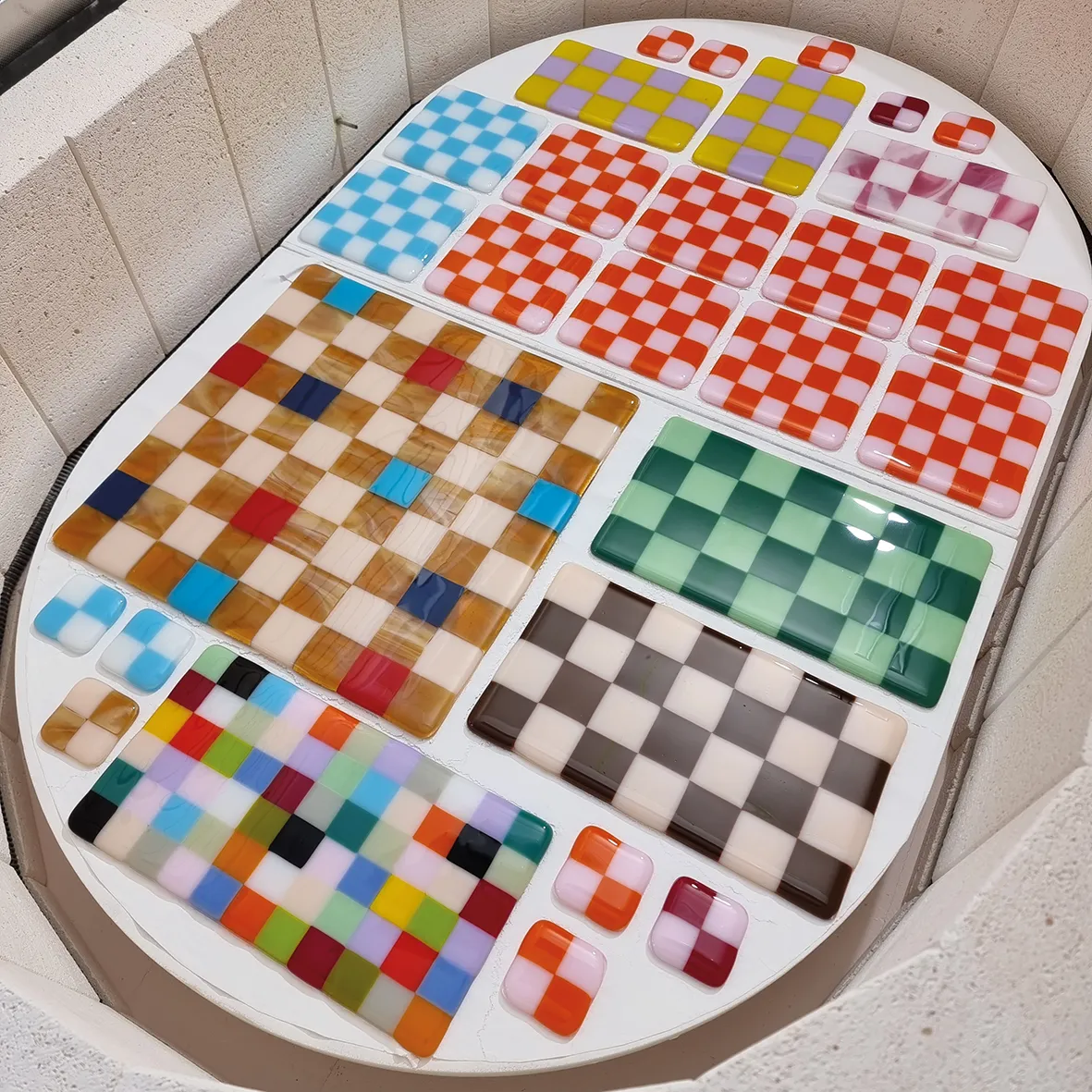 Glass tiles in the fusing furnace